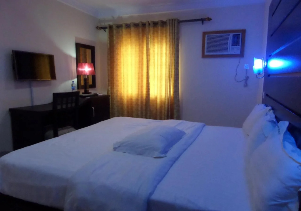 Gilford View Hotels
