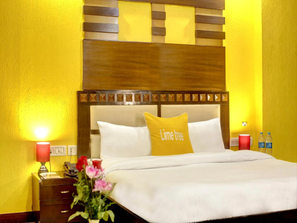 Lime Stays B&B GK-2 at Greater Kailash Metro South Delhi nearby Saket Select City