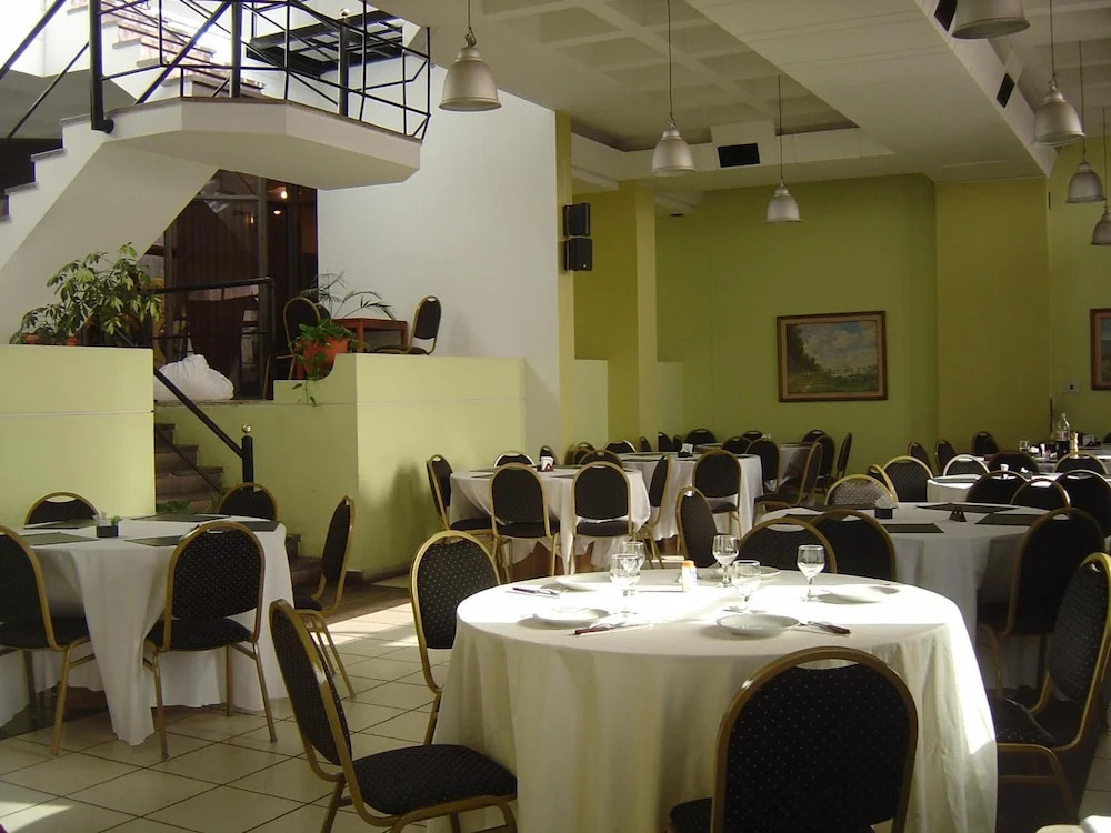 Apart Hotel Comra