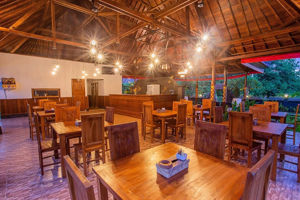 Maharatu Bungalows & Bar Lembongan