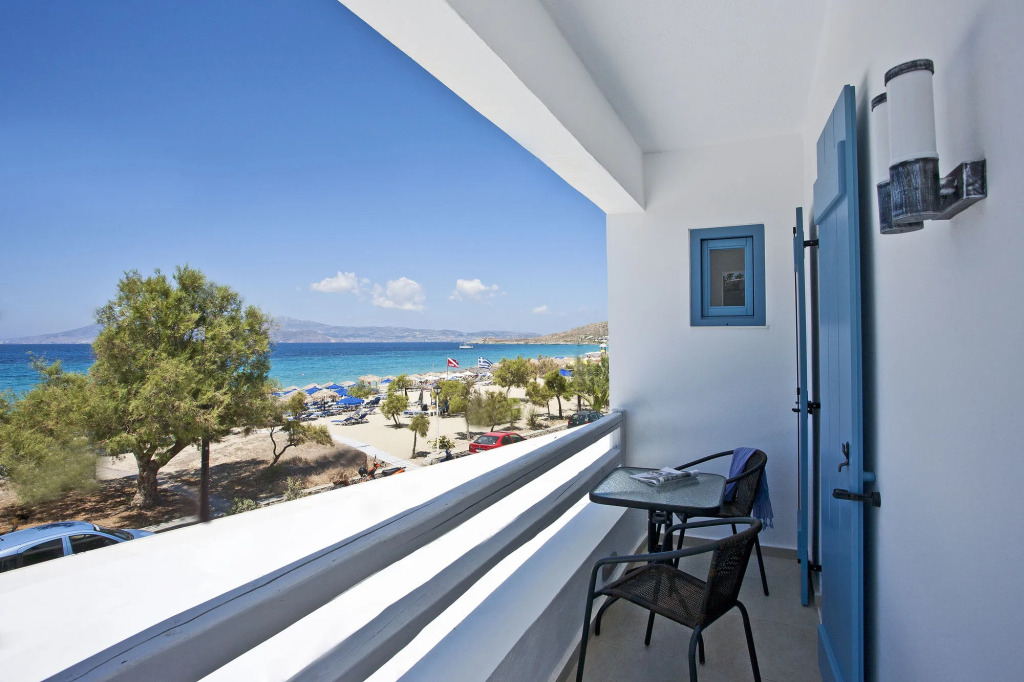 Naxos Colosseo