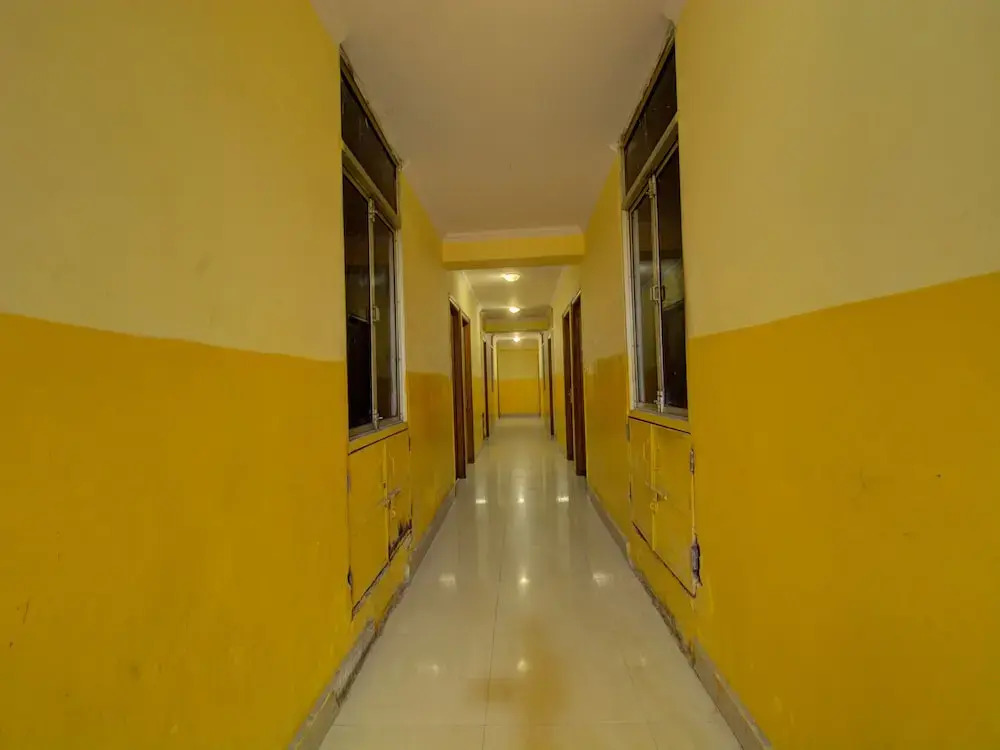 OYO 16002 Hotel Shaan