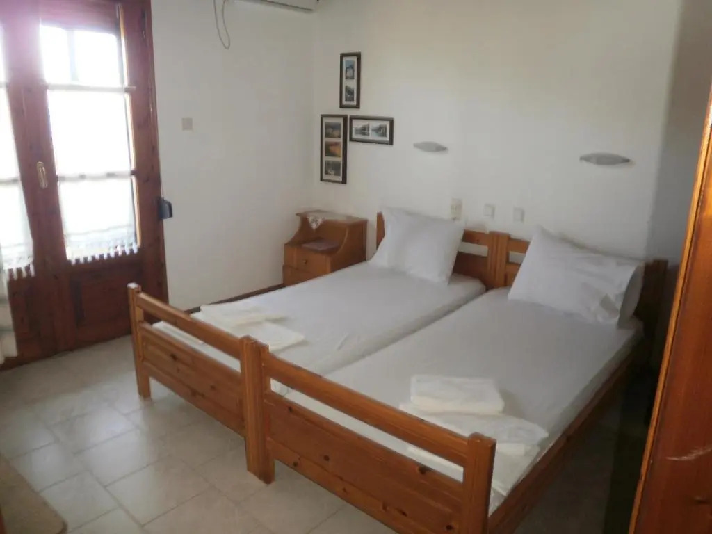Mirsini Apartments