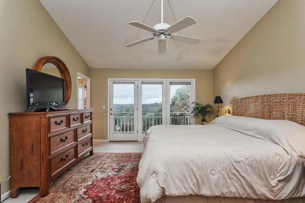 Rainbow Cay 4 Br home by RedAwning
