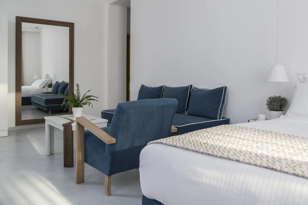 Monogram Hotel