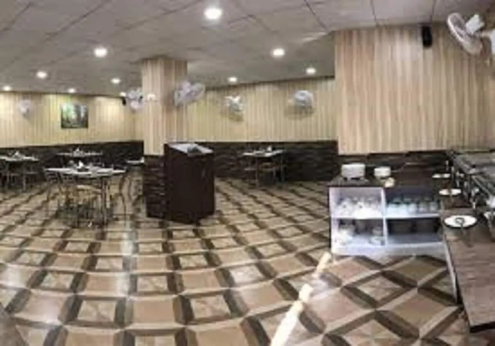 Hotel Aura
