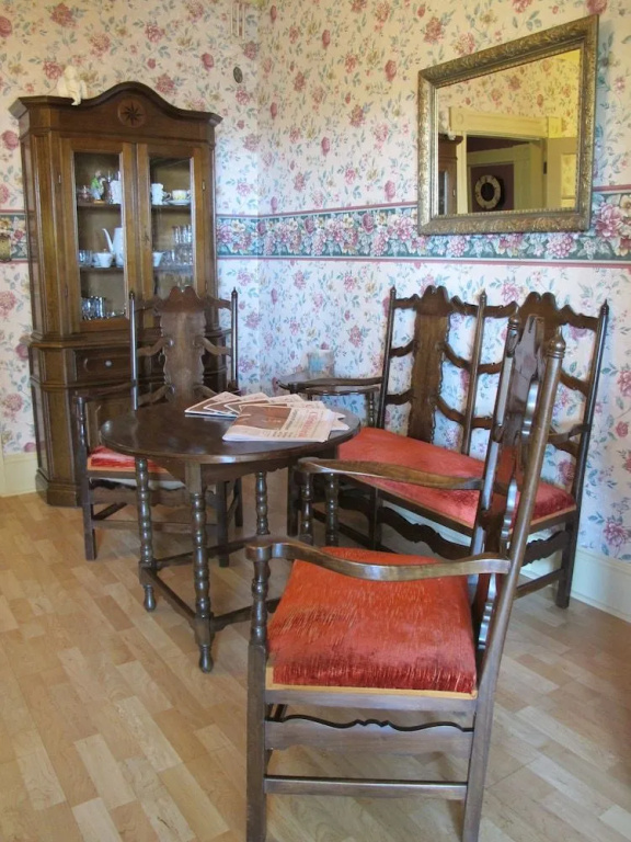 The Maple Inn