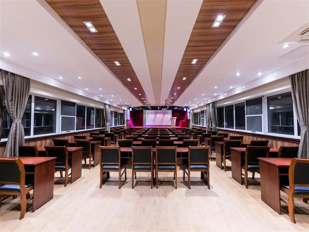 ibis Nantong Qingnian