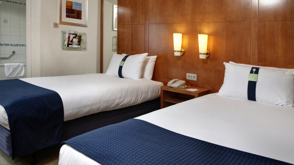 Holiday Inn Basingstoke by IHG