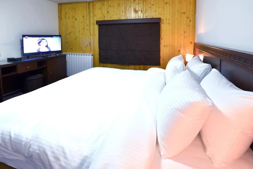 Chateau Deau Hotel