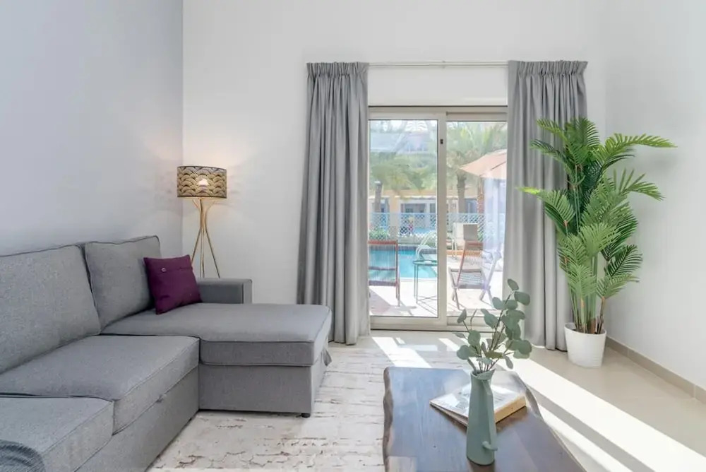 3BR Townhouse w Private Pool