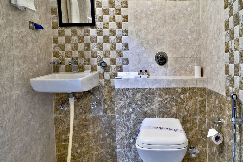 Hotel Royal Dezire Udaipur