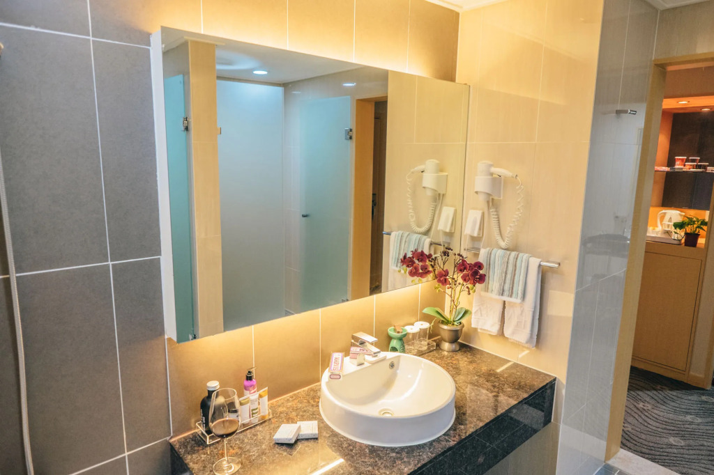 AVA Hotel Jeju Hamdeok