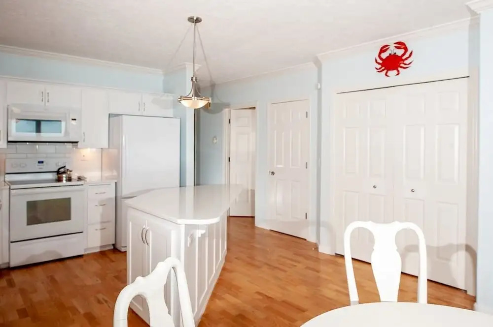 Whale Crossing 2 Bedroom Condo