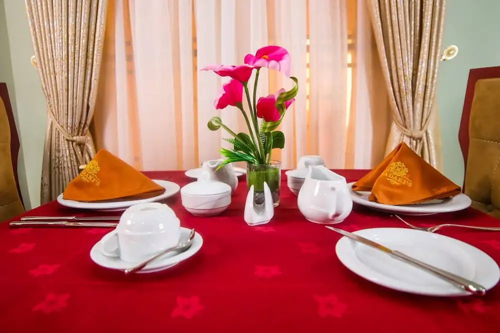 Madaki's Executive Suites