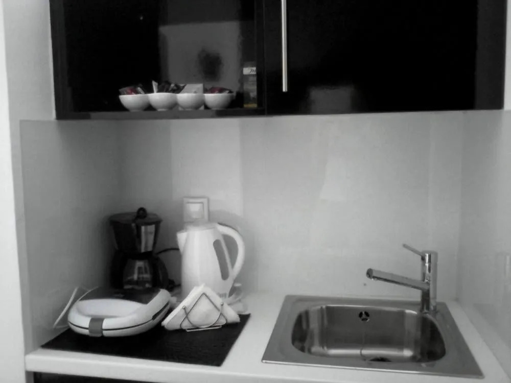 Queen Elegant Suites