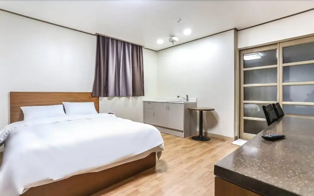Hyundae Motel