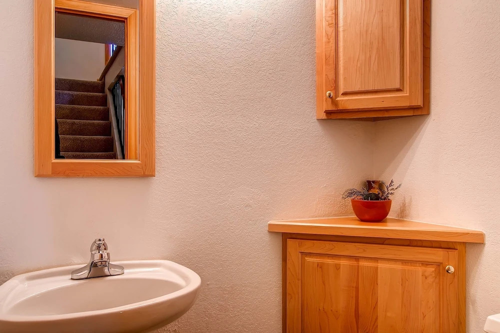 Winterpoint Townhomes by Ski Country Resorts