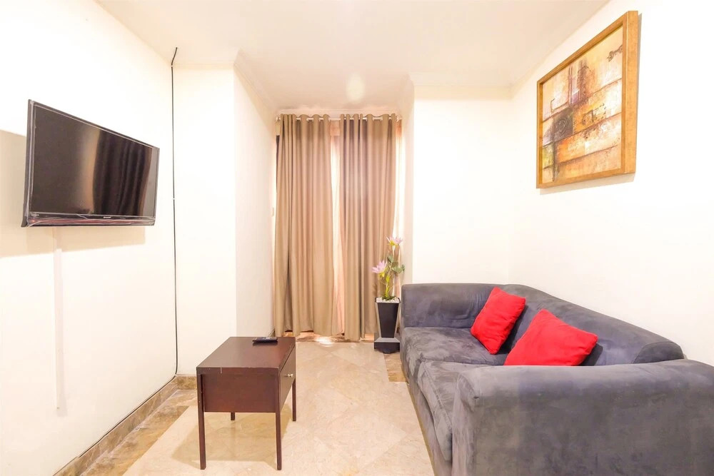 Exclusive Riverside Pluit Apartment
