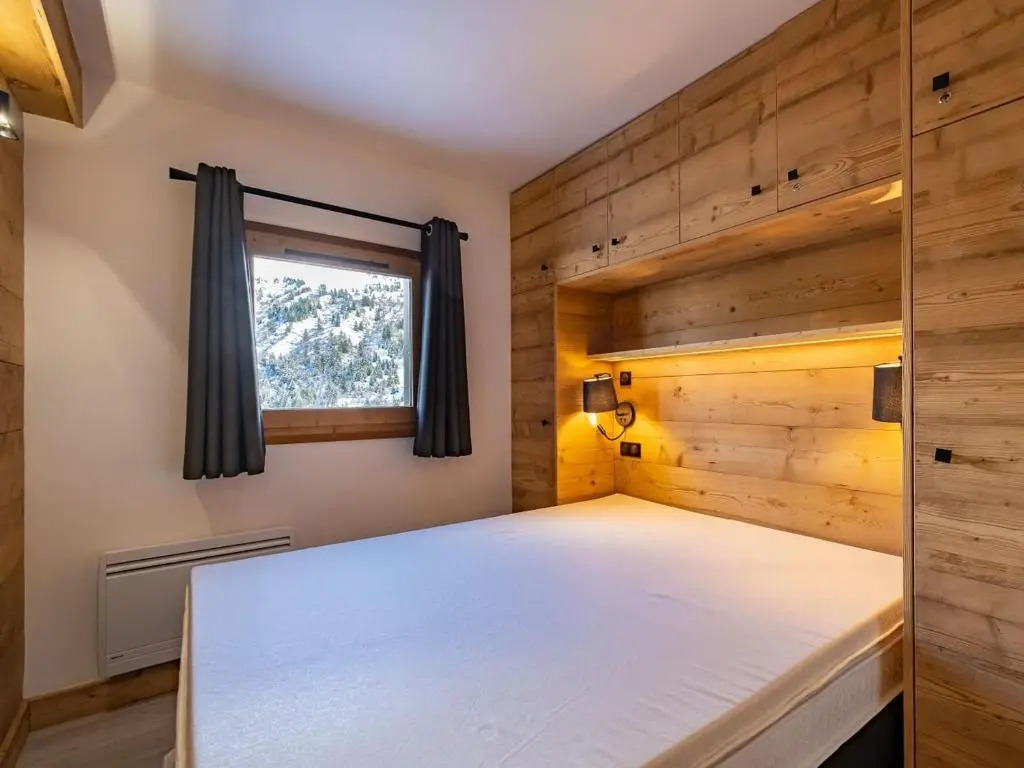 Appartement Les Allues, 4 pièces, 8 personnes - FR-1-355-202