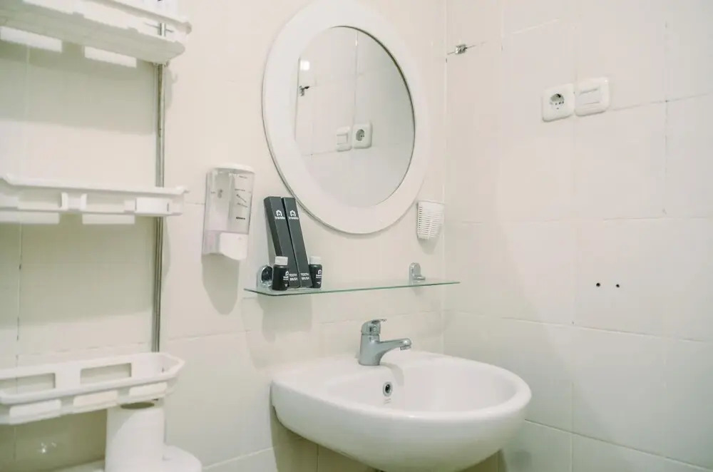 Comfort And Cozy Living 2Br At Medina Apartment