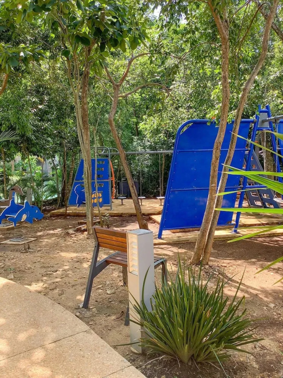 Private Garden Condo by Concierge4u