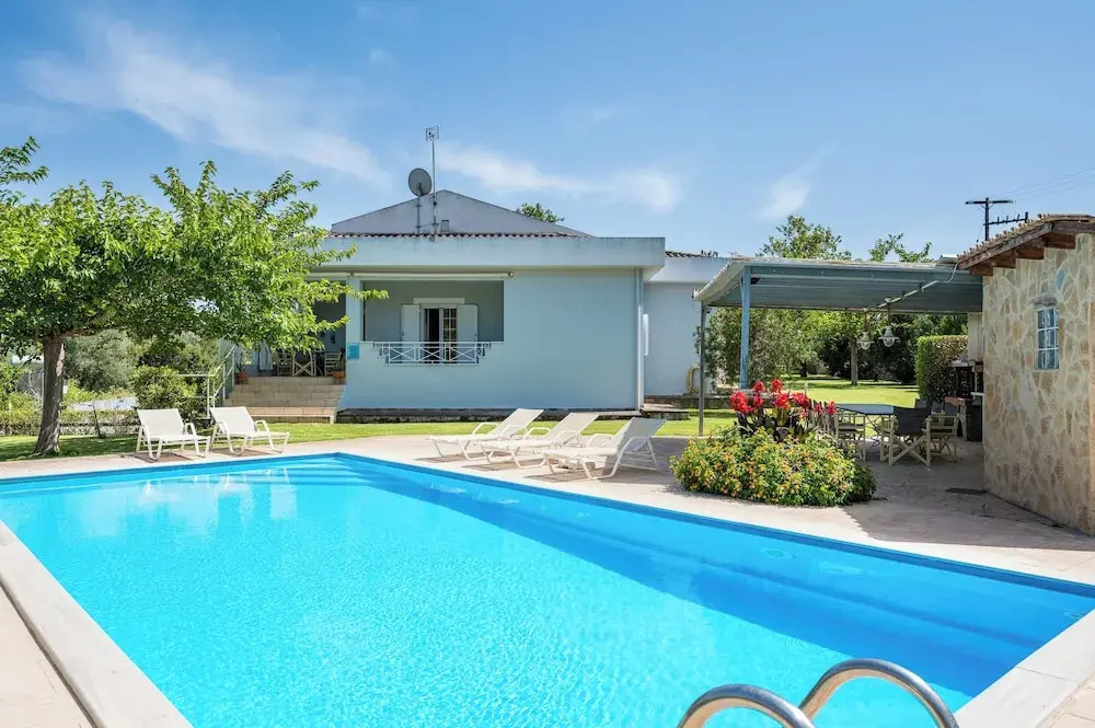 Villa Nefeli with Private Pool by Konnect