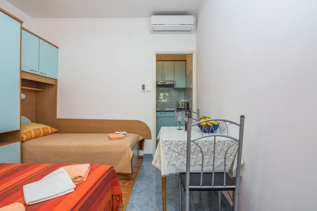 Bašić Seaside Apartments Vir