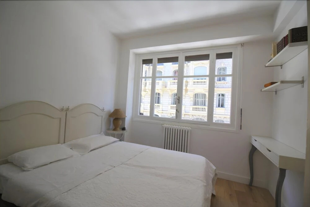 Nice Booking - Champagne