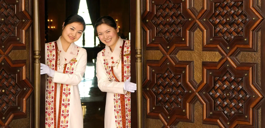 Shangri-La Hotel Apartments Qaryat Al Beri