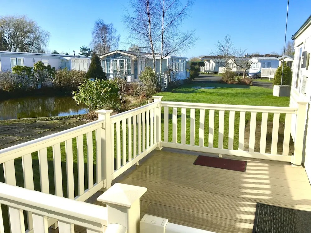 Beautiful 3 bed caravan SouthviewPark Skegness