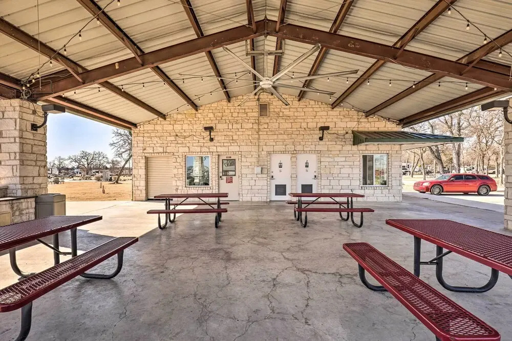 Upscale Tiny Home - Boho-chic Austin Getaway!
