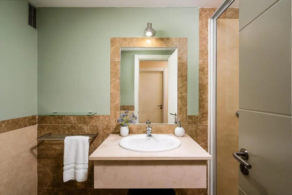 LuxRocha Beach Home by Real Life Concierge