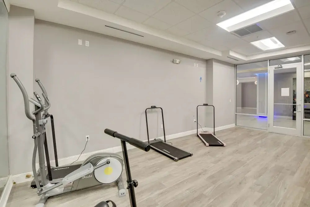 Beachfront Gem w/ Community Pool in Daytona!