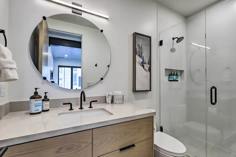 Luxe Park City Townhome w/ Hot Tub: 1/2 Mi to Lift