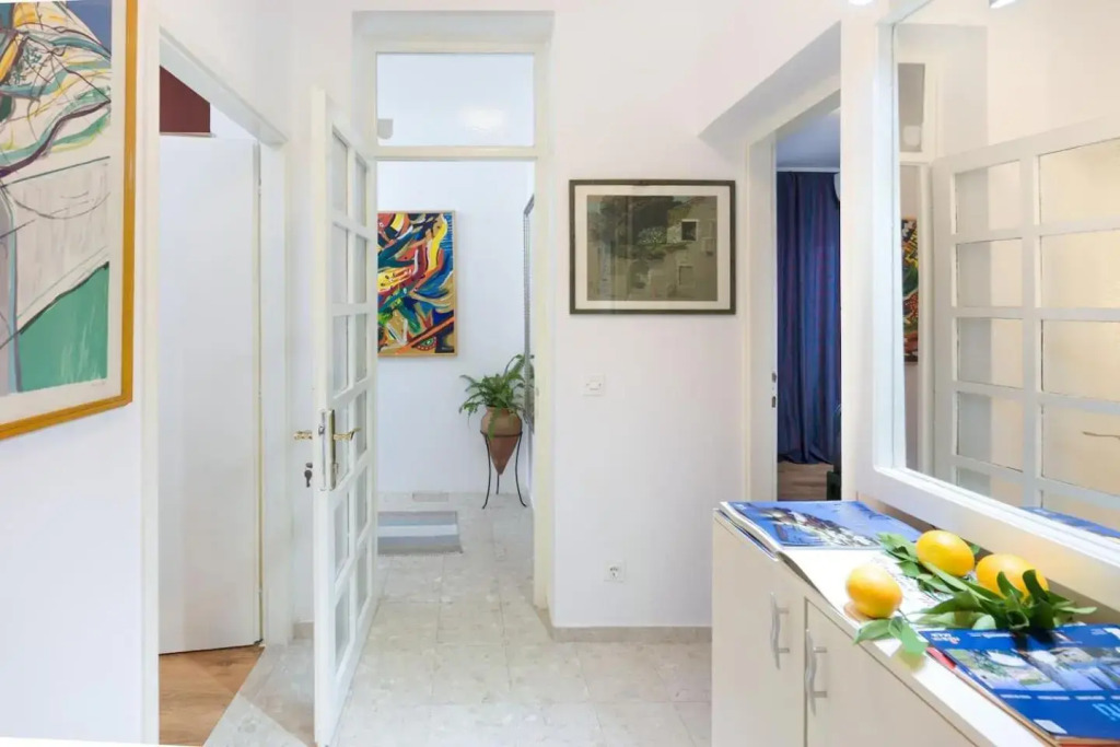 Art Apartment "MareSol"