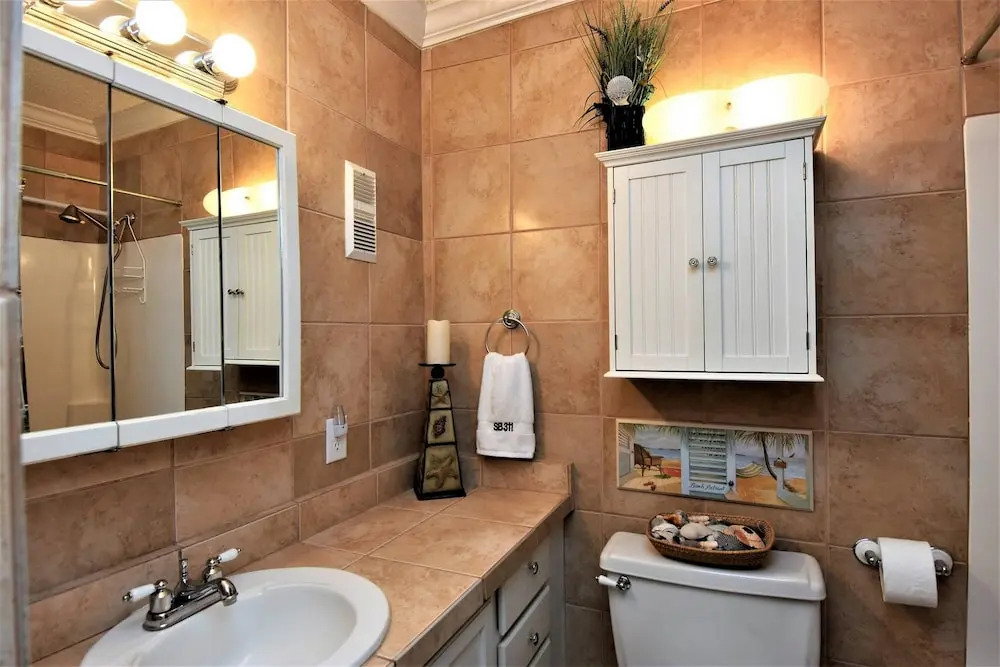 Sea Breeze 311 by Bender Vacation Rentals