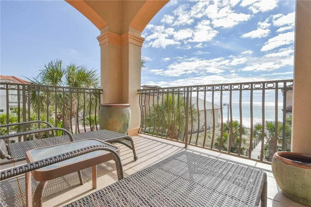 Cinque Terre by Compass Resorts