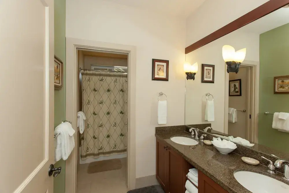 Halii Kai 3d 2 Bedroom Condo by Redawning