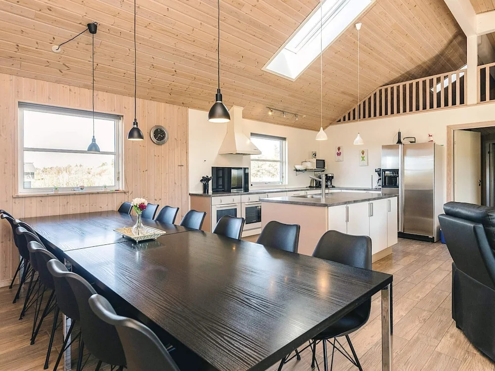 Beautiful Home In Løkken With Ethernet Internet