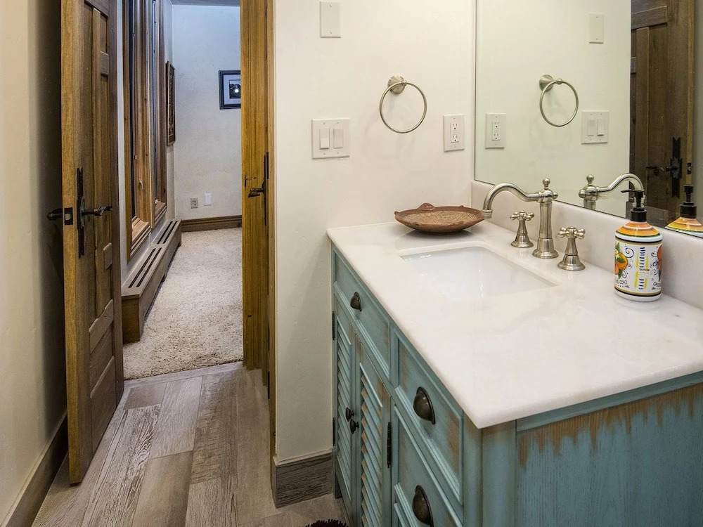 Village Center 5H condo