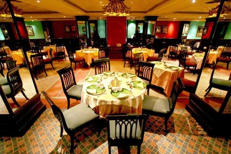 Sheraton Park Hotel & Towers