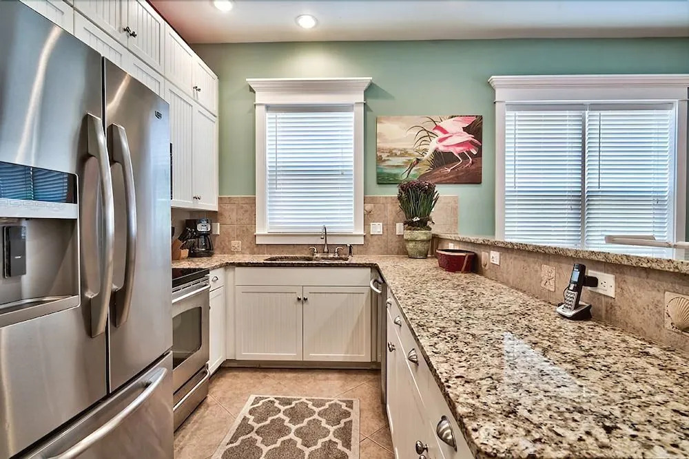 DESTIN BEACH THERAPY 4 Bedroom Holiday Home by Five Star Properties