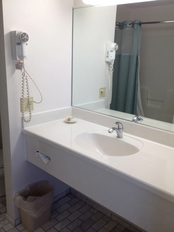 Parkside Inn Bridgeview