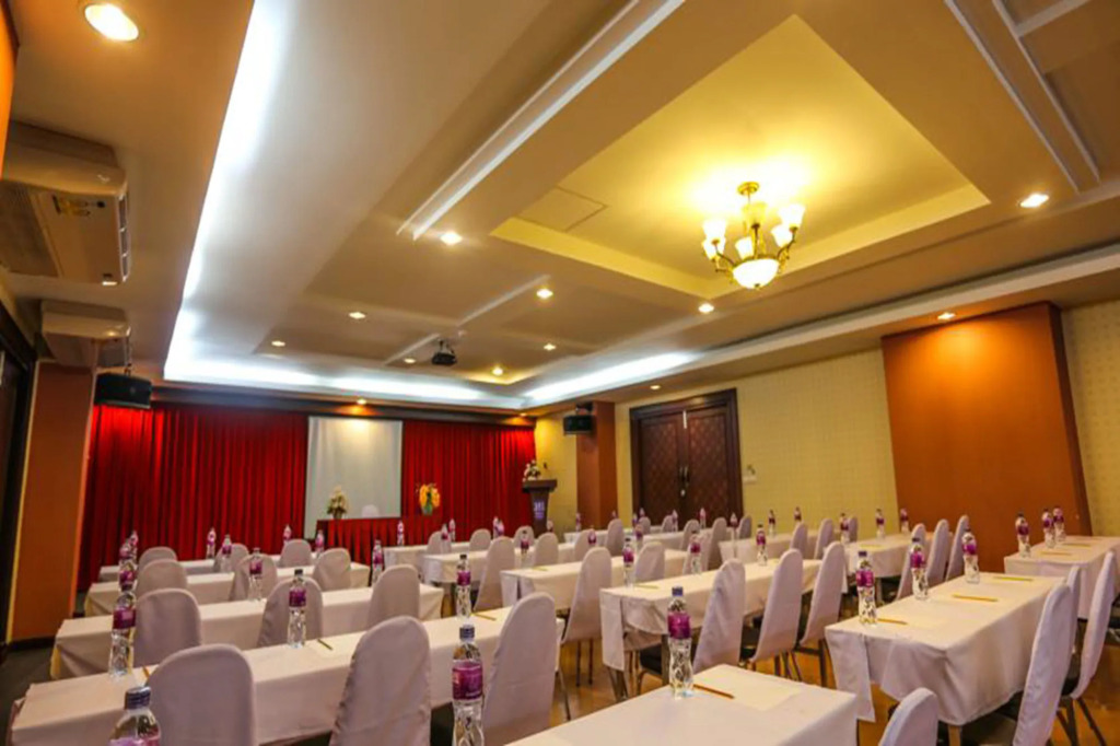 Madina Rayong Hotel