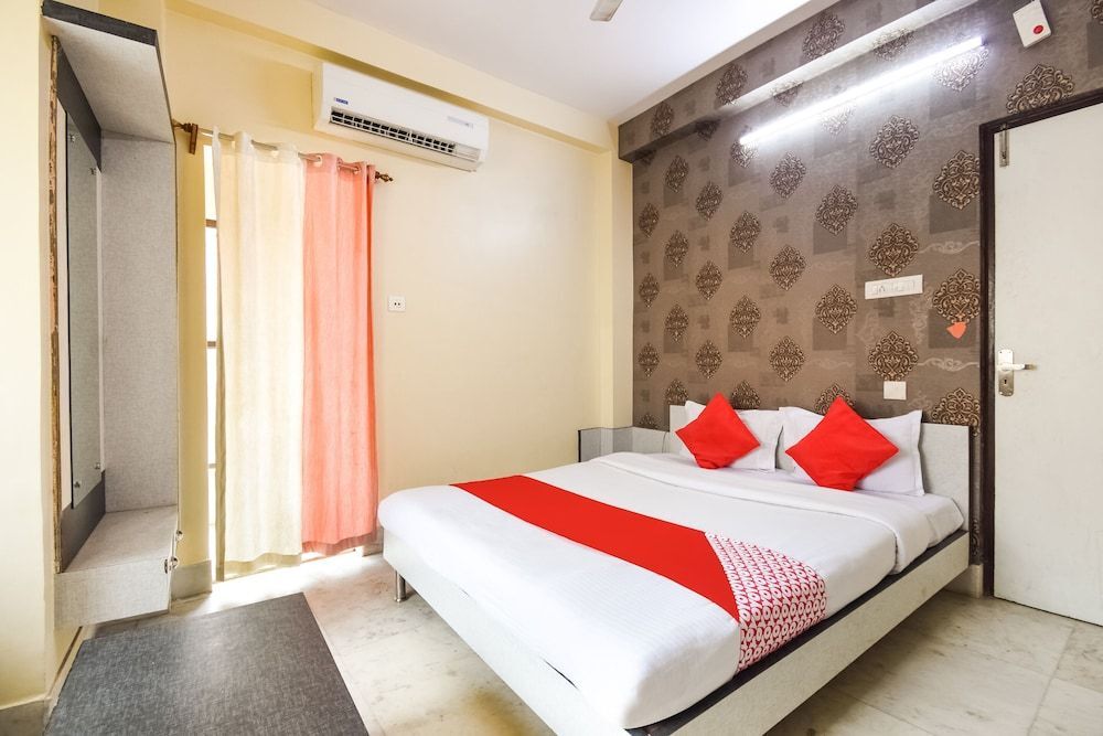 OYO 8189 Shree Krishna Guest House