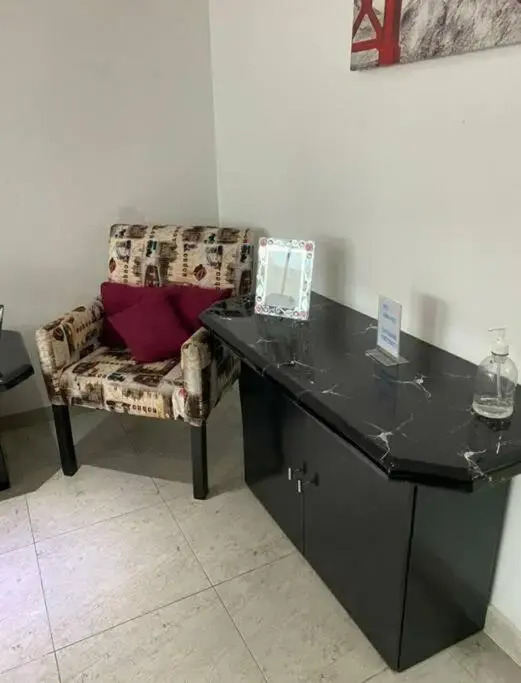 Depa Frente al aeropuerto 8huespedes 103