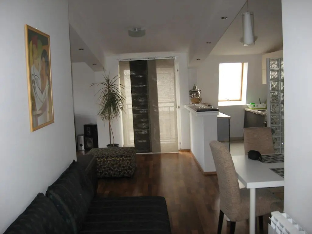 Apartment S