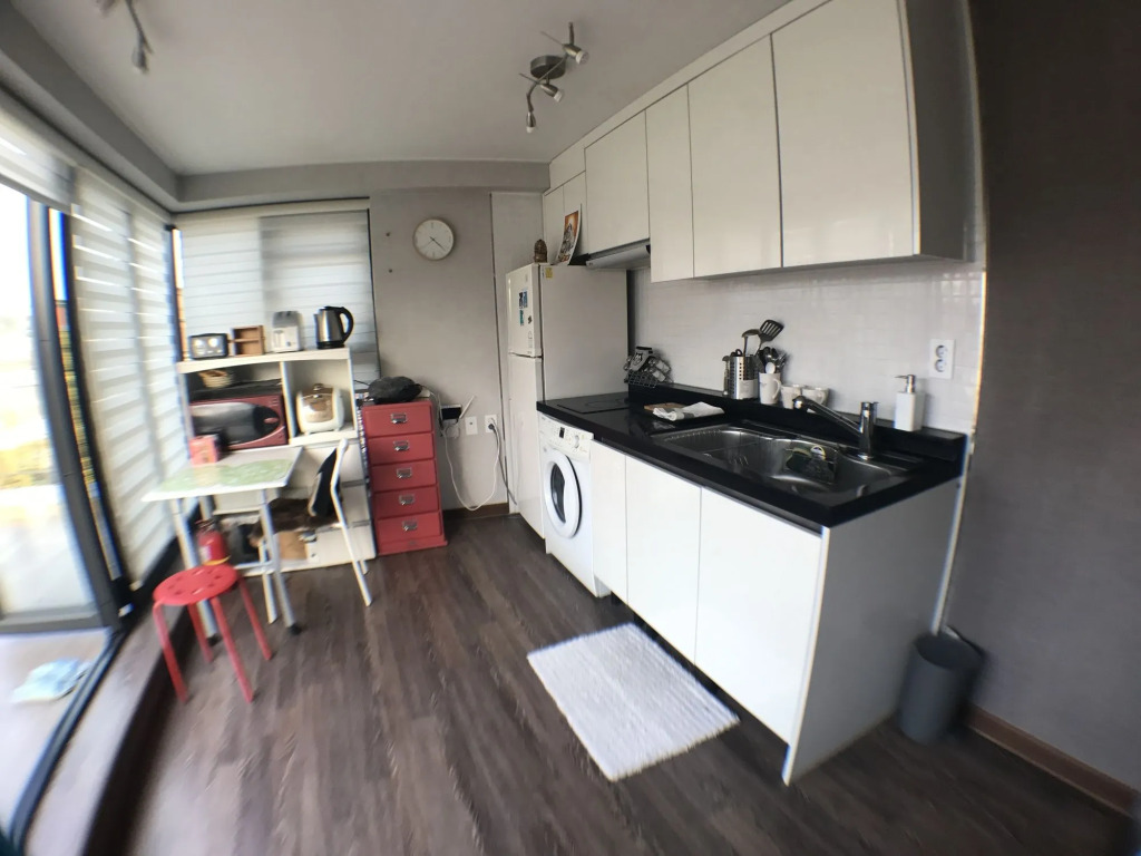 Myeongdong Artmonstay