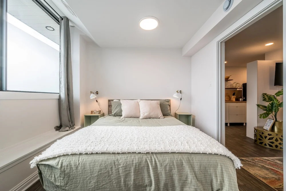 Cozy Fully-Equipped 2 Bedroom Suite